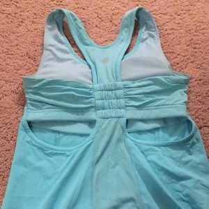 Lululemon top